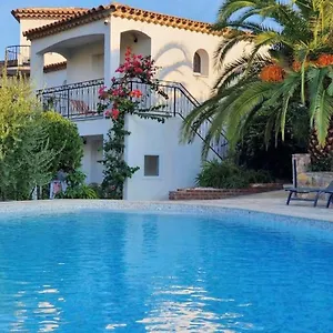 Maxima Sunset Apartment
