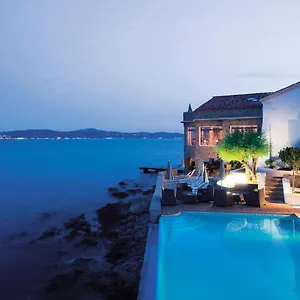 La Belle Aurore Hotel