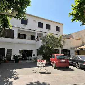 Le Preconil Hotel