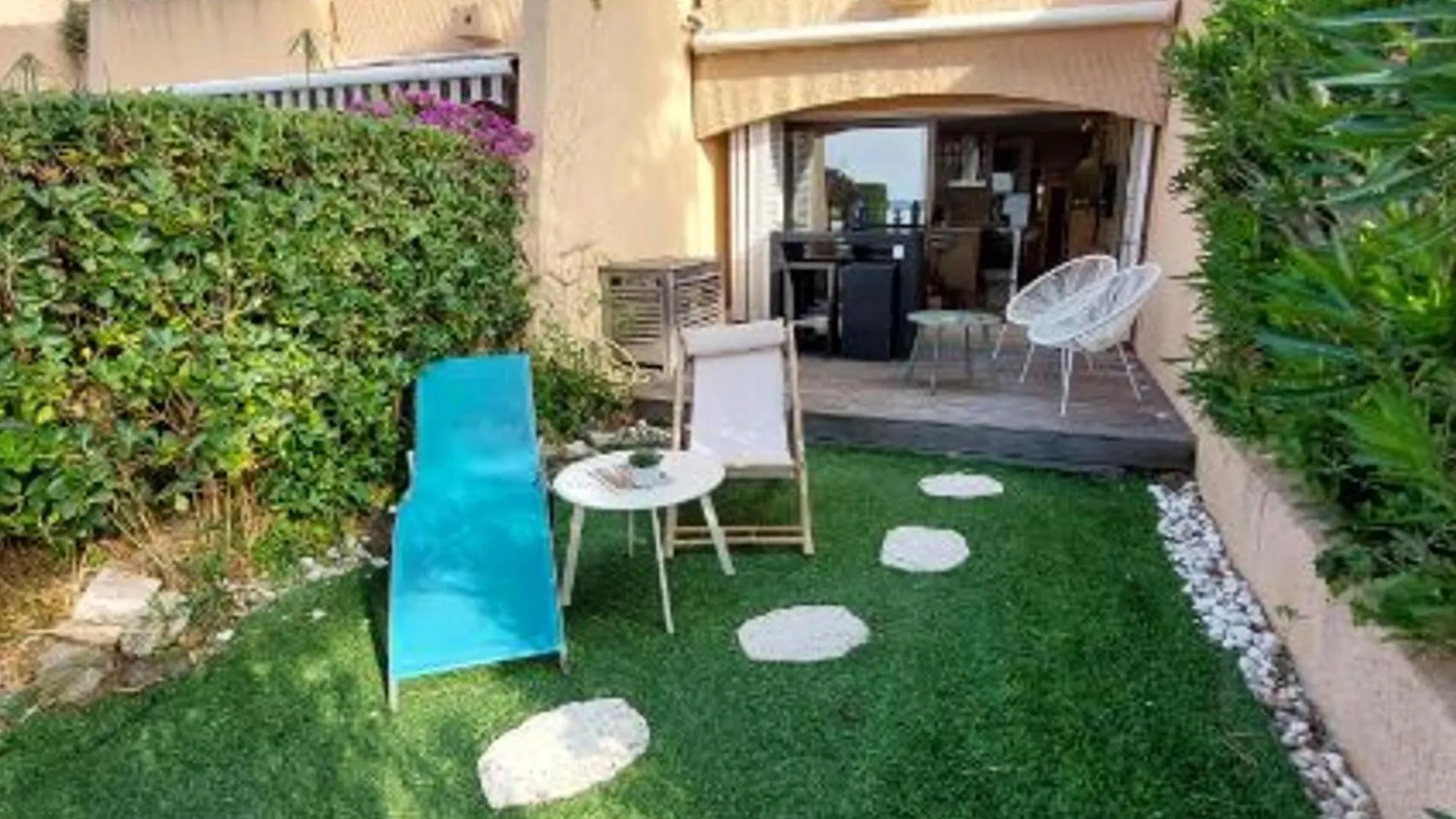 Apartment Appartement Climatise Avec Piscine, Terrasse Vue Mer Et Parking A Sainte-Maxime - Fr-1-780-38